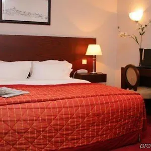 Ibis Styles La Reine 3* Bourg-la-Reine